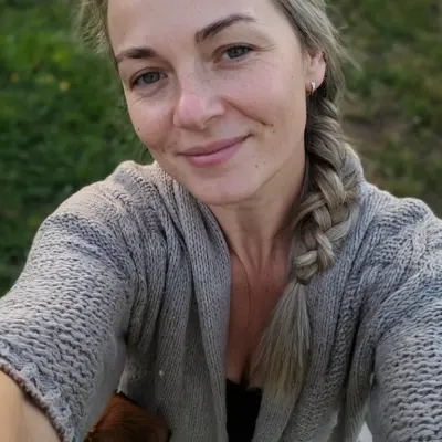 Яна, 40
